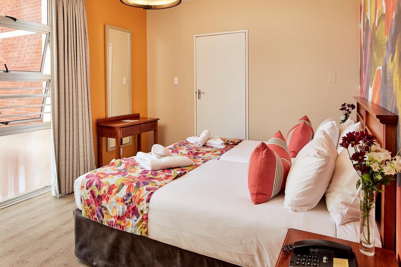 First Group Oceanic Hotel Durban Luaran gambar
