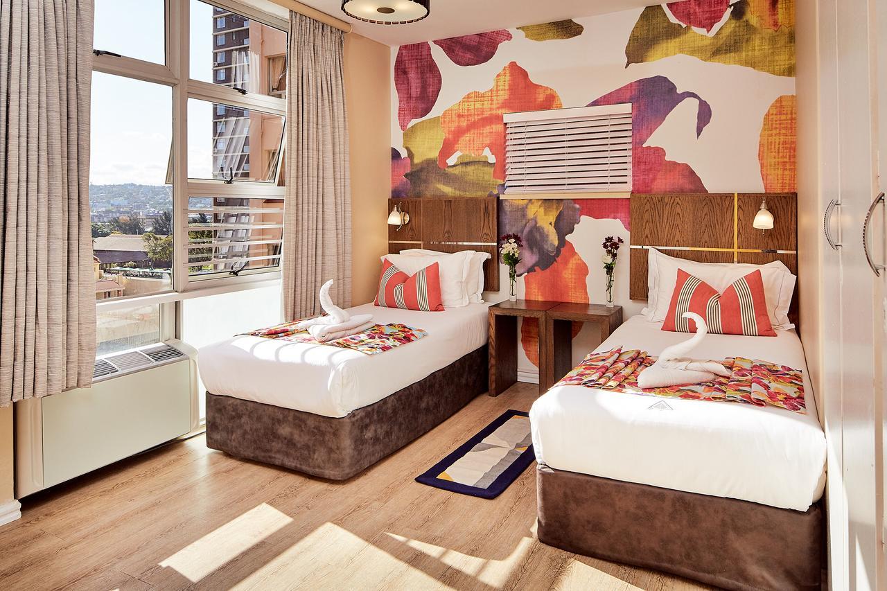 First Group Oceanic Hotel Durban Luaran gambar